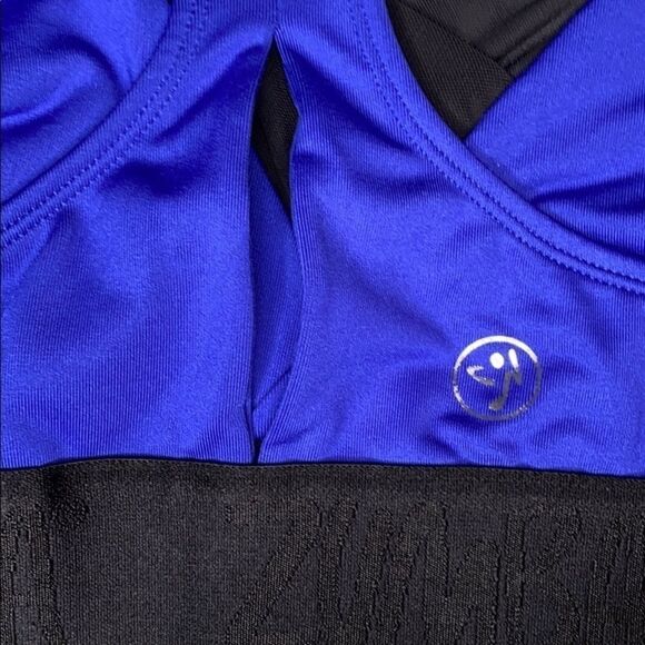 NWOT - Medium Zumba Bra - Picture 3 of 3